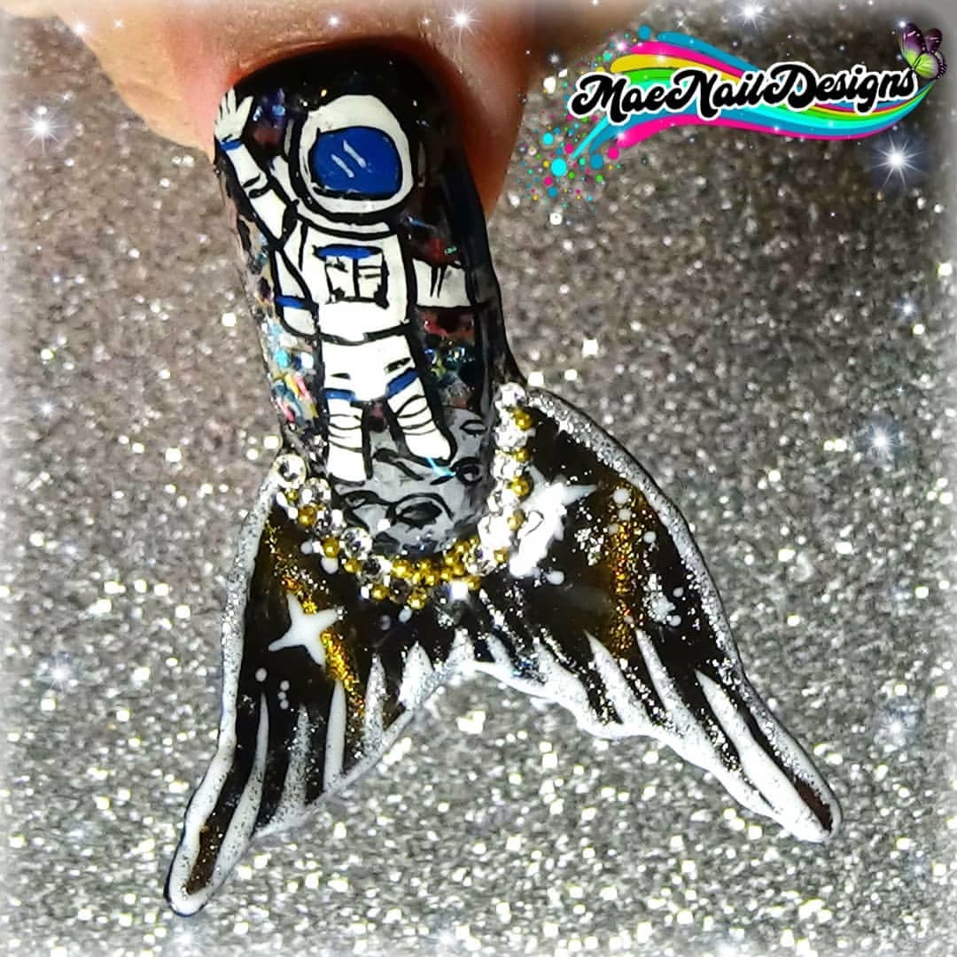 🌜 Space / Galaxy Mermaid Tail Nail & it’s also the 50th anniversary of the #moonlanding #apollo11
#apollo11anniversary
🎥https://youtu.be/Fln9E2h62cY
🚀🚀🚀🚀🚀🚀🚀🚀🚀🚀🚀
#maenaildesigns #mermaidtailnail #spacenail #galaxynail #longnails #manonthemoon...