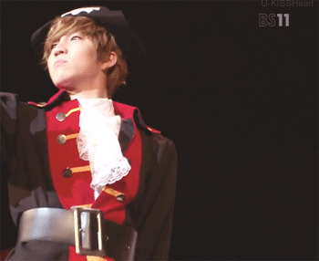 u-kissheart:  Pirate Soo~(^.^)/  