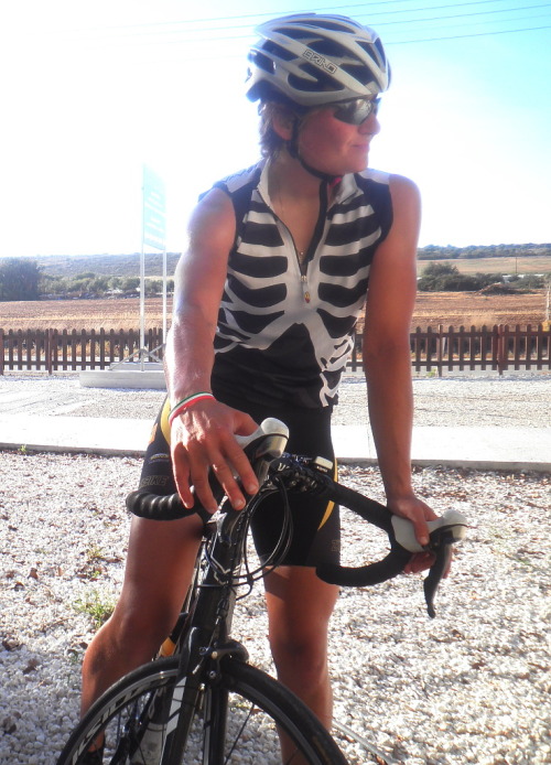 annadraconida: Spent some (a lot!) of quality time on the road bike today :-D