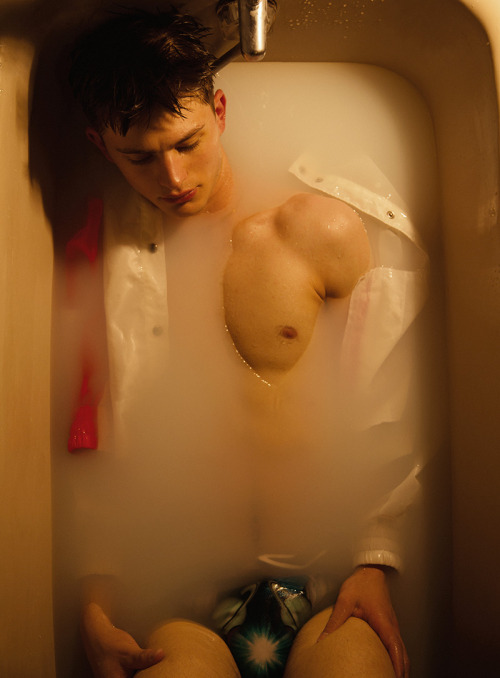 mrauclair:  Photoshoot inspiration.