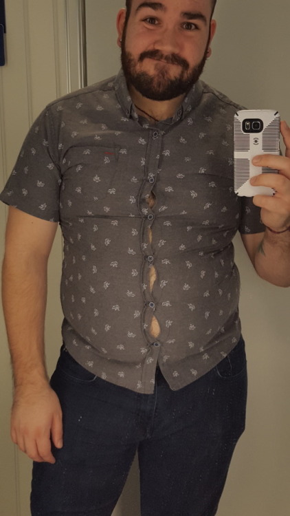 xthexroguexgallantx: I really liked this shirt…and then this happened. Fat boy, problems. Am 