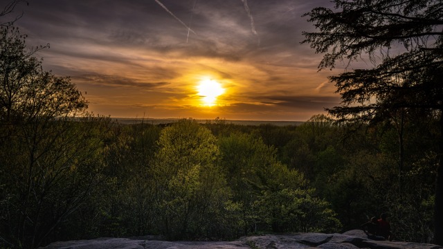 themightyneckbeard:Cuyahoga Valley National Park Oo the Ledges! Such a great spot for watching the sunset! 