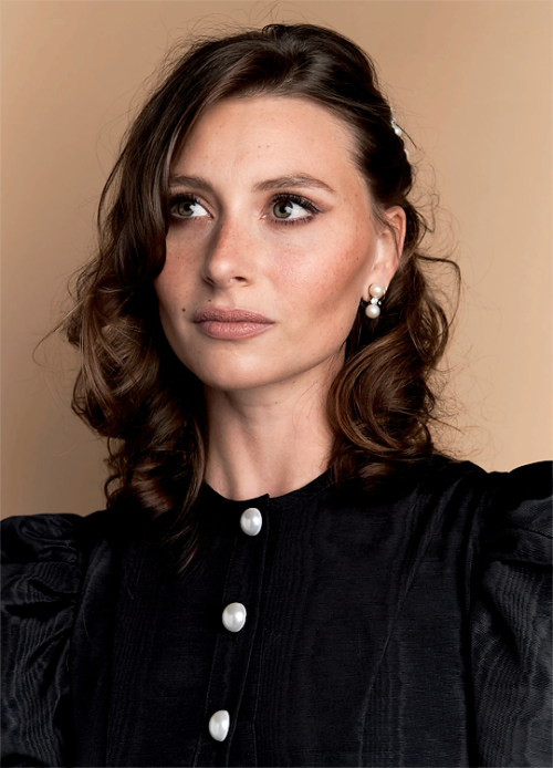 glamoroussource: ALY MICHALKAThe BAFTA Los Angeles Tea Party Portraits (2020)