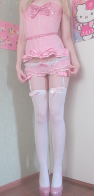 cutiethingywingy:  cutie™ uniform wishlist 