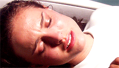 matthewdaddyrio:  Padme’s death // Darth Vader’s birth 