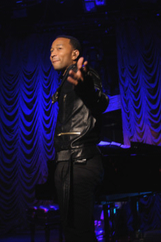 lamarworld:  (PART 3 of 3) Singer John Legend ass & bulge. 