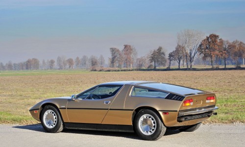 vintageclassiccars:  1974 Maserati Bora 4.9 litri. The Maserati Bora is a mid-engine two-seat coupe manufactured by Maserati from 1971 to 1978. In common with other Maserati cars of the era, it is named after a wind, Bora being the wind of Trieste.  The