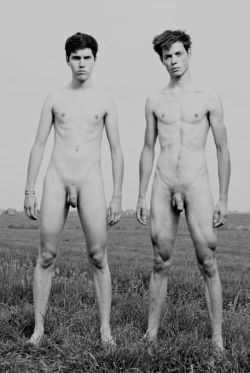 ohthentic:  maximien:Farm brothers, 1940s  Oh