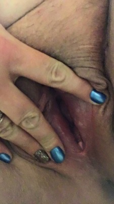 hornybbwcouple07:  Sending pics to hubby while I am at work.😘