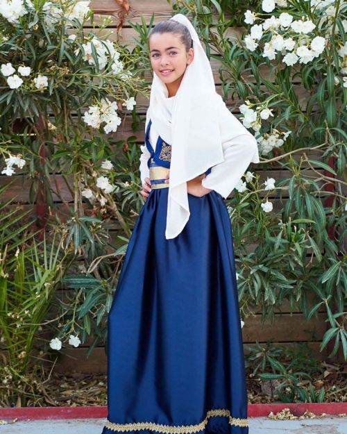 gemsofgreece:Girl wearing traditional Cretan dress.