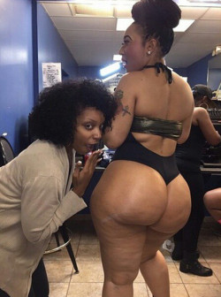 Bootypicofthehour:  Booty Pic Of The Hour