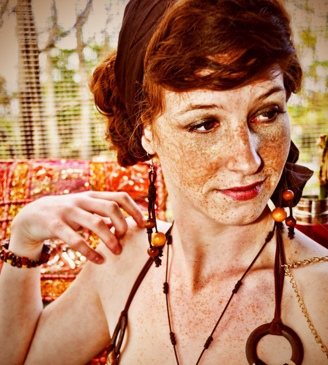 notsimplyred:  Flapper Girl 2 by ~CrazyEvilGinger