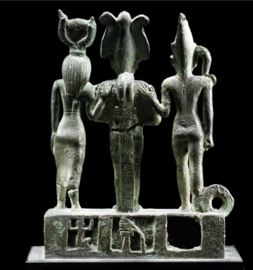 archaicwonder:Egyptian Bronze Triad (Osiris, Isis, Horus) c. Late Period,  664-30 BCThis triad 