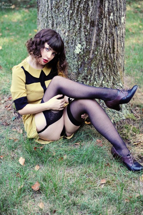 futurethieves: Amanda Jones x Future Thieves Amateur brunette cutie in stockings in the grass!