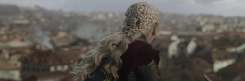 DAENERYS TARGARYENlike or reblog