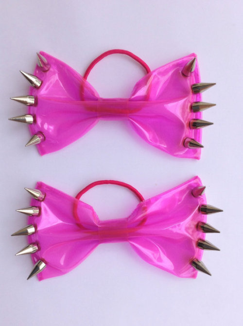 Porn martiansugar:  Clear pink vinyl bows with photos