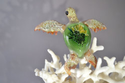lesstalkmoreillustration: Glass blown Sea Turtles By Glassnfire On Etsy   *More Things &amp; Stuff    