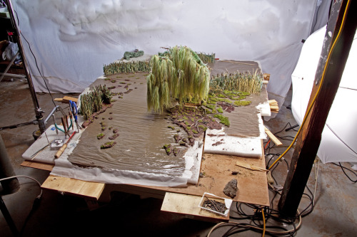 jacindaelena:    Diorama made using painted parchment paper, thread, hand dyed ostrich feathers, carved chocolate, wire, raffia, masking tape, coffee, synthetic potting moss and cotton by  Matthew Albanese 