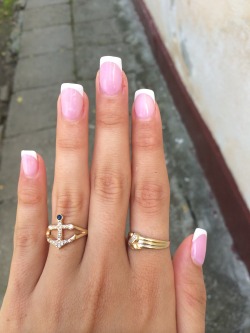 nailpornography:   Bacs to basics! 👠 