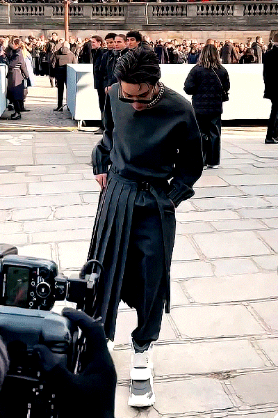 Jung Hoseok At Dior Fashion Show
