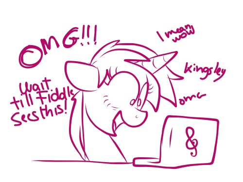 fiddlesticks-answers:  WOW I MEAN WTF GUYS YOU MADE THAT BLOG FOLLOW MEI was like this in front of my computer:  No but seriously: ME, a 13 years old (quite) french girl got followed by dat mod? Ahhh I can die happy thank you @ask-king-sombra  xD