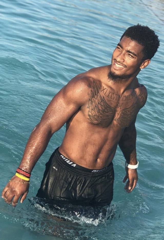 xemsays:xemsays:xemsays:xemsays:xemsays:xemsays:BRIAN HERRIEN - running back 🍑 Georgia Bulldogs 🏈 natural sex appeal 😈Georgia Bull Dawgs running back 🏃 🏈 H A N D S O M E college football stud, FOR REAL💪🏾