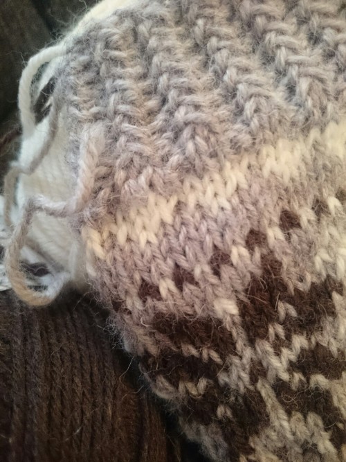 A sneak peek of what I’m currently working on! I’m not very good at multi-coloured knitting, but I’m