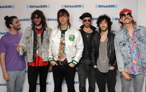 wherenoeaglesfly:Julian Casablancas+The Voidz at SiriusXM Studios today! (x)