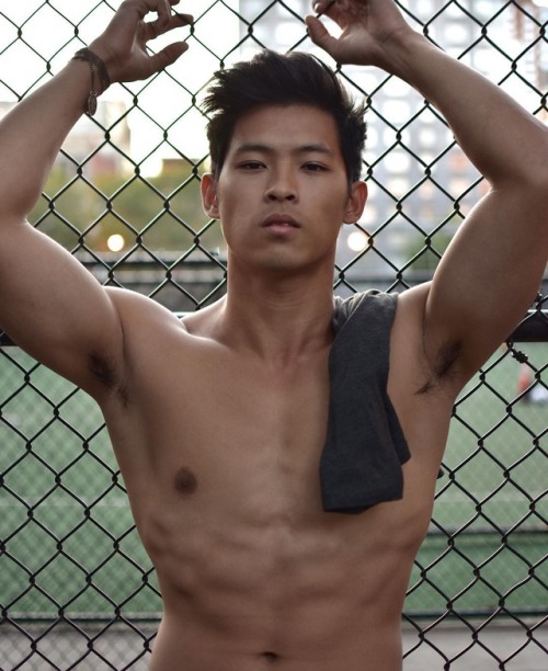 vietmalebeauty: vietboysparadise:  IG: wilson__cy  Wilson Cheung 