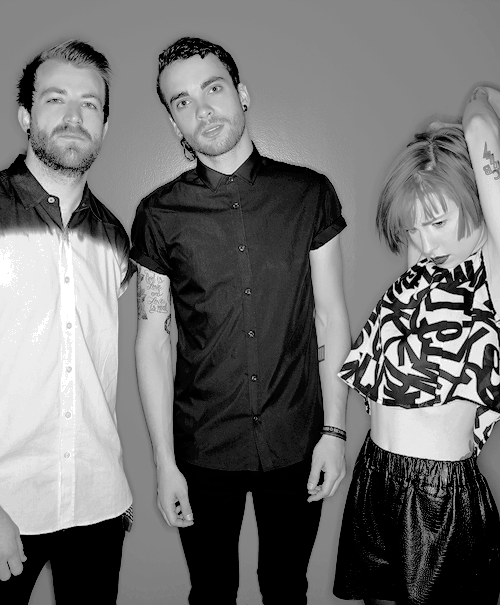 paramoreedaily:  Paramore will be the neighbor that comes over for tea and never leaves.