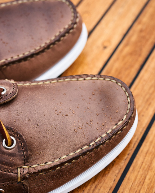 is chromexcel leather waterproof
