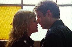 stormqueen:  ♛ 500 episode challenge ♛↳ 115. fringe - 1.02 same old story