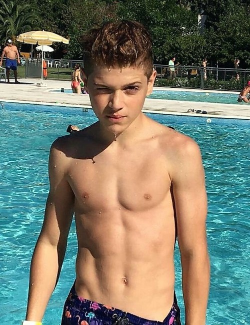 mooibooi0101: Sweet boy