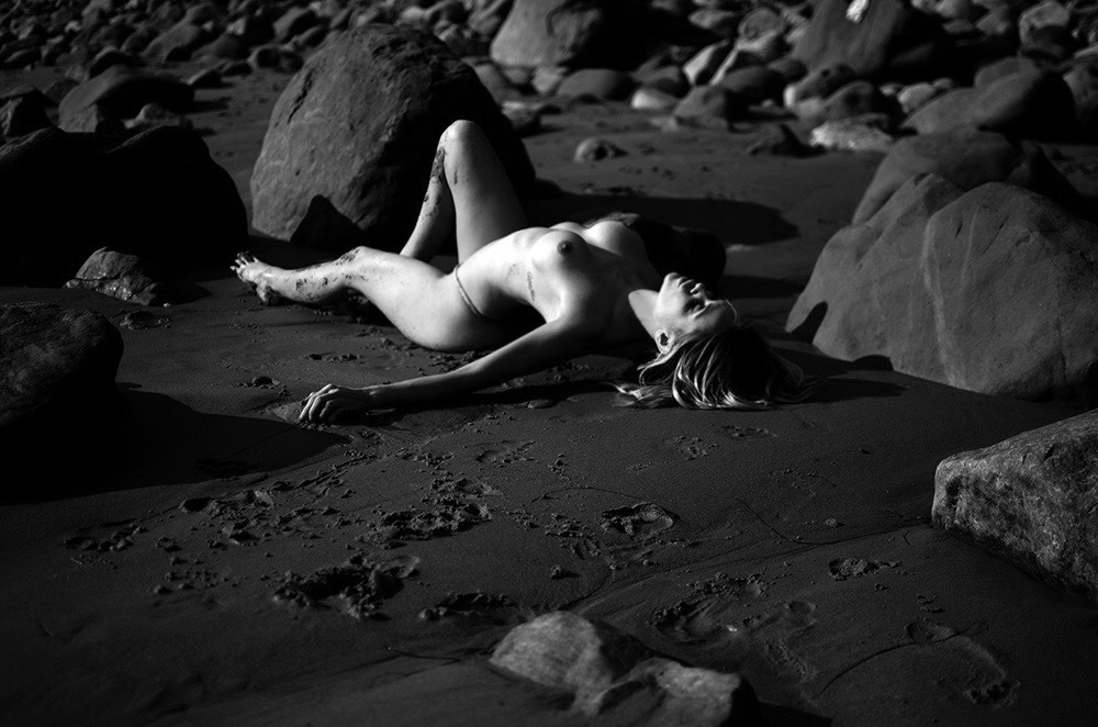 mskatiemay:  Pisces . || Model @mskatiemay || Photographer @raysba
