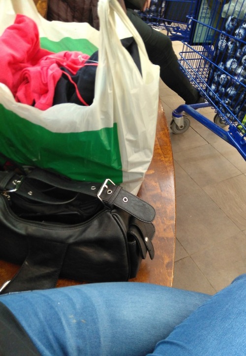 pantypoopseeker: secretfungirl: I have spent the whole day shopping with friends, and then I had to 