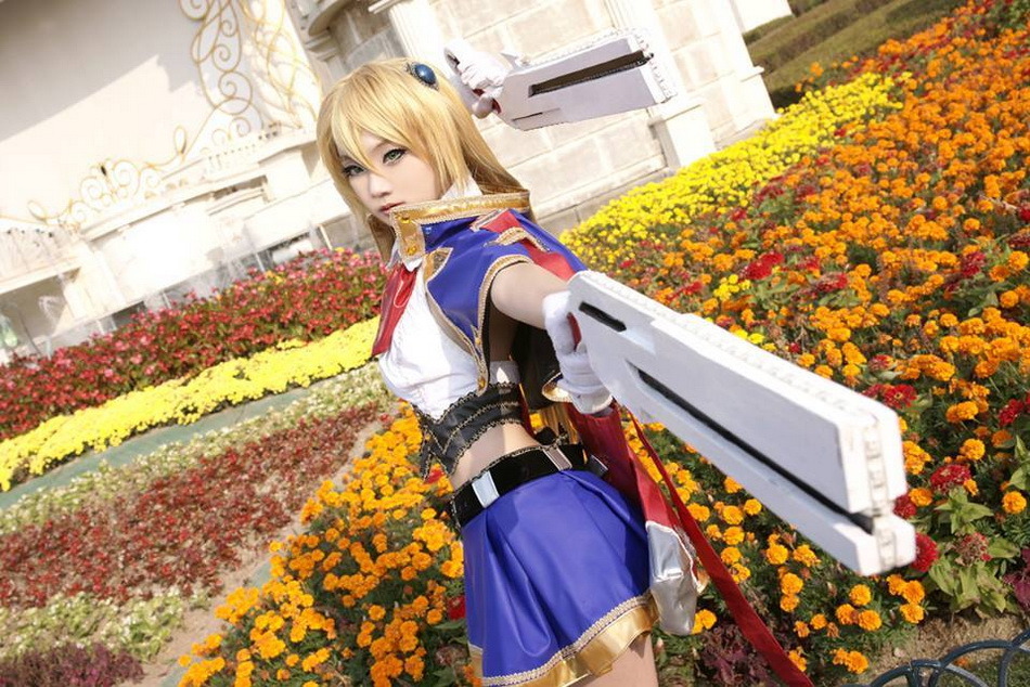 hotcosplaygirl:  Cosplay girlCosplay girl Twitter