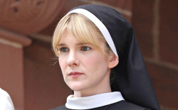 nickgoesgaga:  entertainmentweekly:  Lily Rabe to appear on ‘American Horror Story: Freak Show,’ reprise ‘Asylum’ role  YES  AHHHHHHH YES!!! I was hoping she would be on this season and as my favorite character from Asylum!!! 