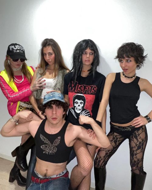 Vicdeangelis: 2023 Bitcheeeezzz - 01.01.2023