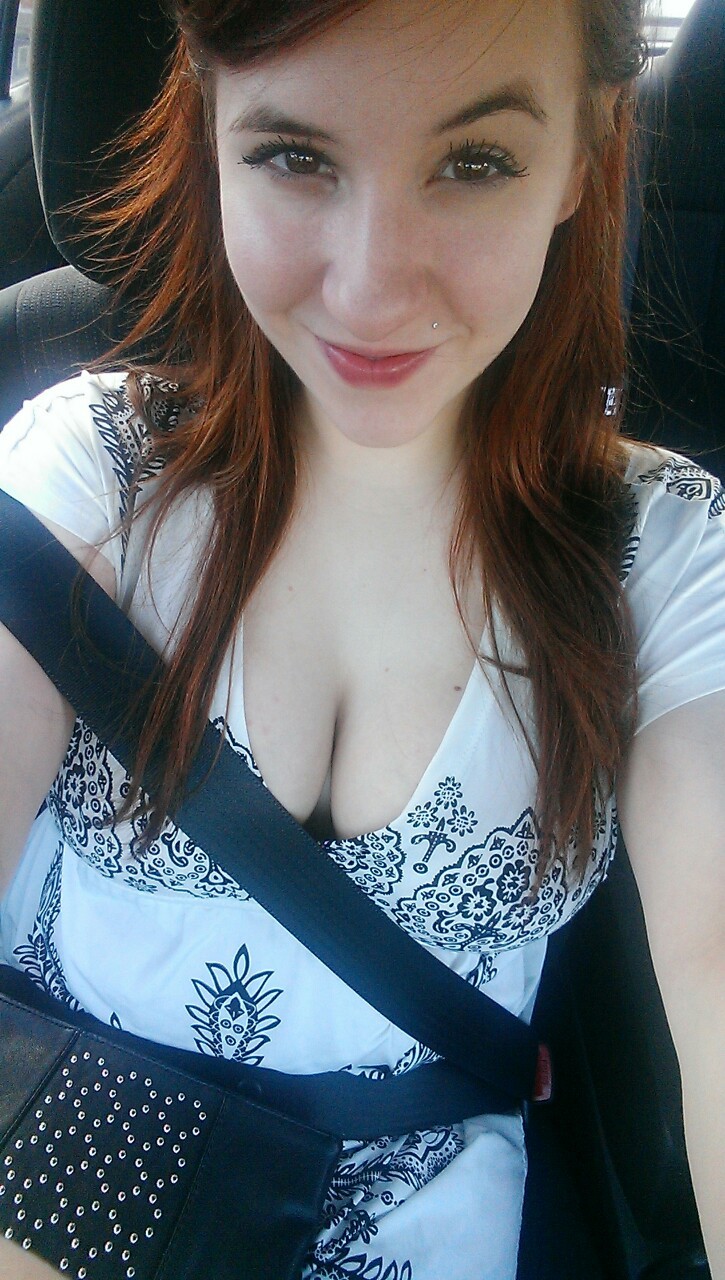 kalicokitten:  Nip Slip Kitty allysaamour:  Going to my friends movie premiere. Nipple