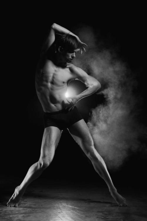 emeritusblog:  Christian Squires Smuin Ballet photography  David DeSilva