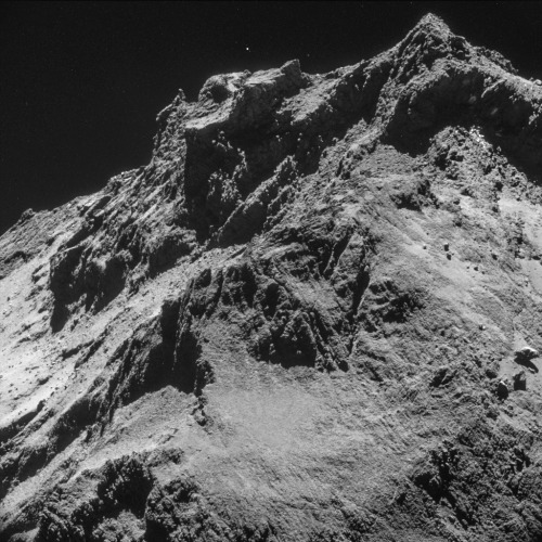 explorationimages:Rosetta: Navcam image of Comet 67P/Churyumov-Gerasimenko from an altitude of 10km