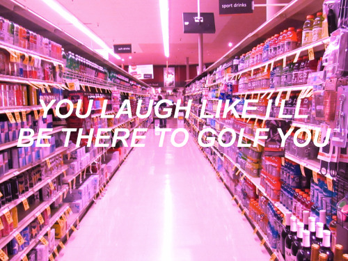 benandtheband:  highschoolhandjobs:  bones // ben howard requested by anon // photos by (x)  THIS FUCKING SAYS “LIKE ILL BE THERE TO GOLF YOU” WHAT THE FUCK 
