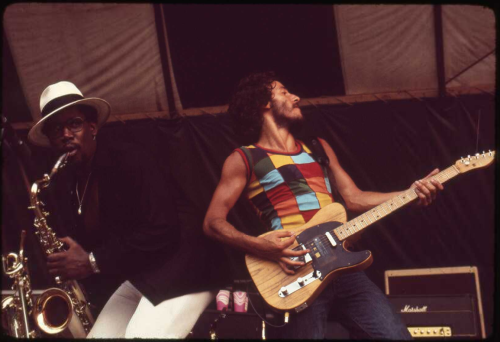 brucespringsteen:Clarence Clemons and Bruce Springsteen onstage at the Music Inn, 1975 by Jeff 