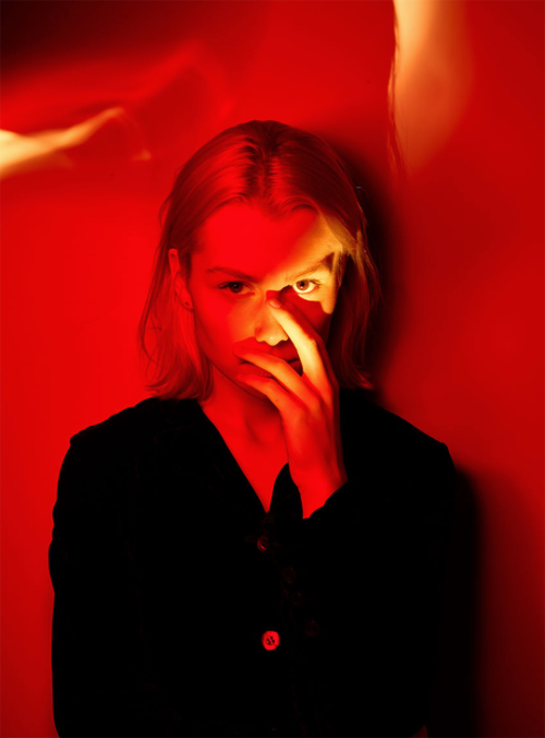 gayrue:PHOEBE BRIDGERS photographed by Frank Ockenfels