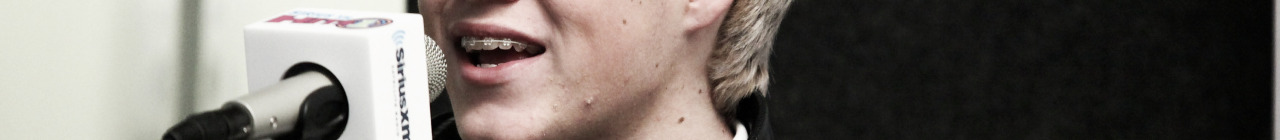 hrran-deactivated20191222:  Niall’s braces appreciation post. 