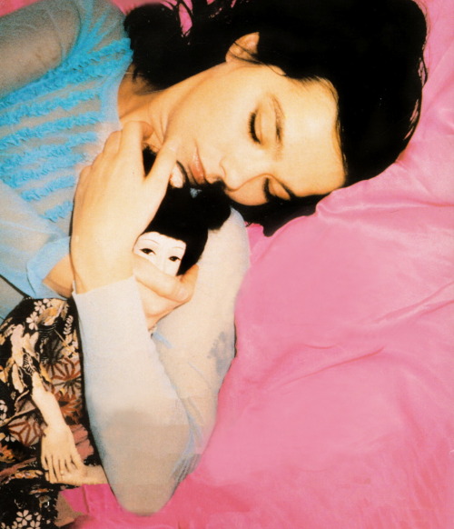 moviesandnaps-deactivated201605: Björk photographed by Juergen Teller, 1995 (x)