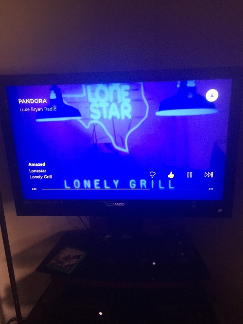 Fuck you Pandora quit playing songs that make me think of her… 😔