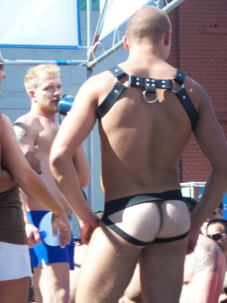 strappingjocks:  Like this? Visit and follow