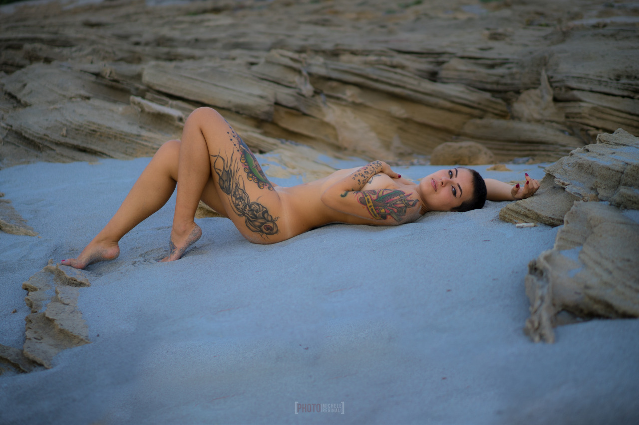 photomichelereginali:  “SIMPLY LARA” Photo: Michele ReginaliModel: LaraLocation: