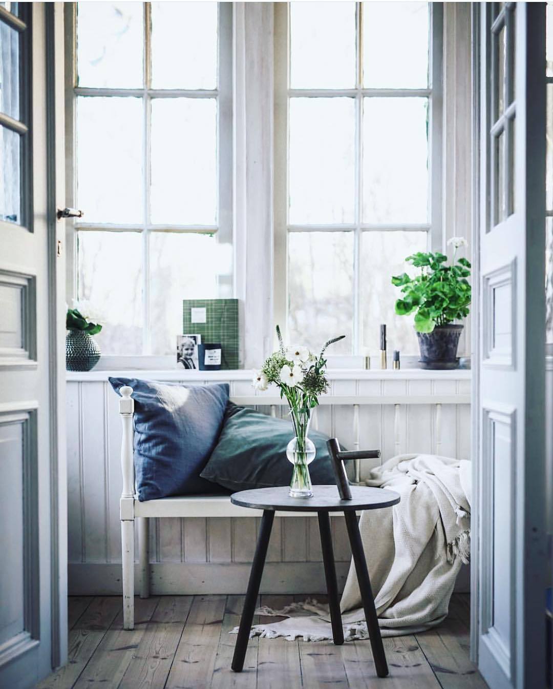 Via https://web.stagram.com/real_homes_of_sweden_